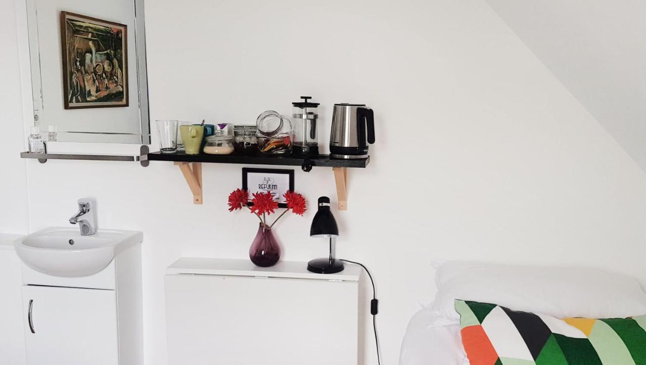 Refurinn Reykjavik Guesthouse エクステリア 写真