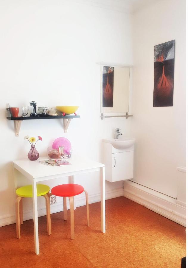 Refurinn Reykjavik Guesthouse エクステリア 写真